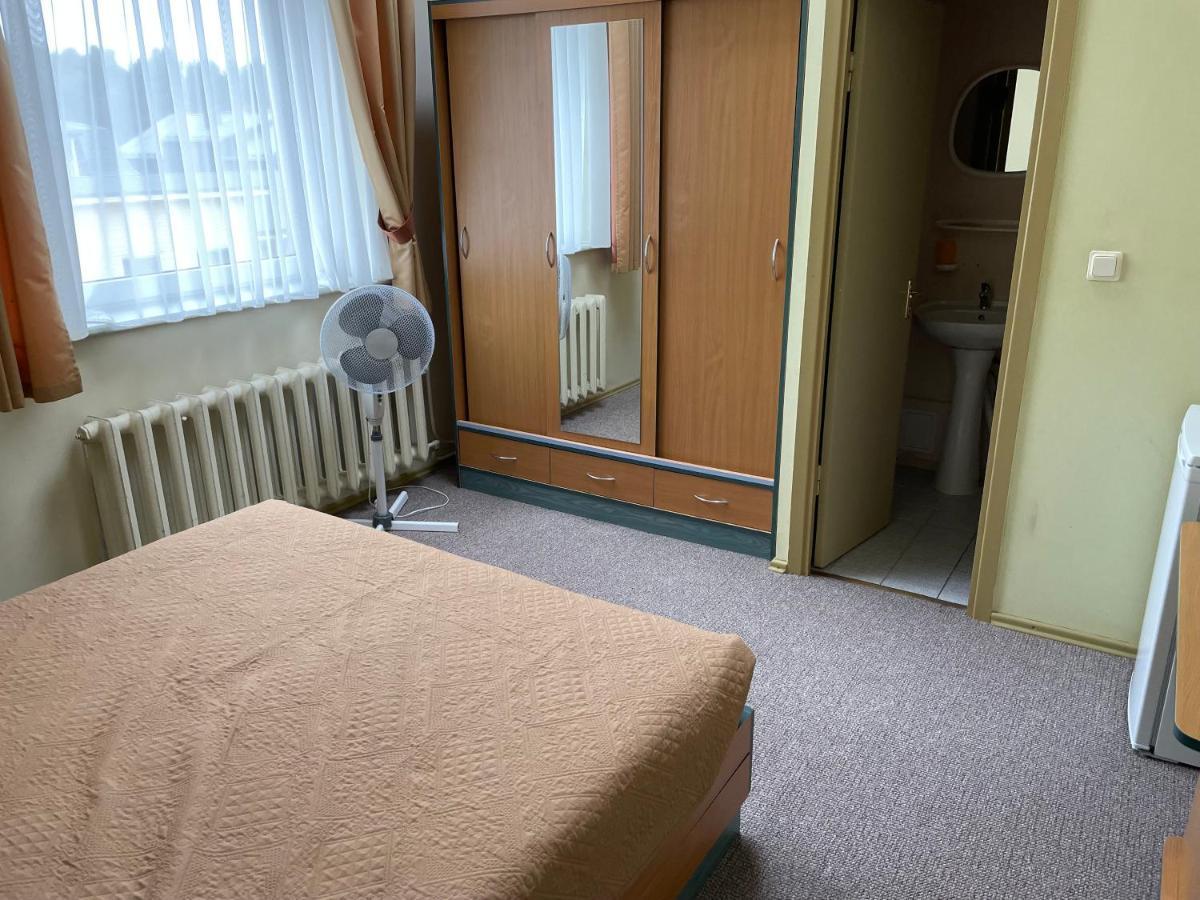 Medziotoju Kiemelis Hotel Palanga Luaran gambar
