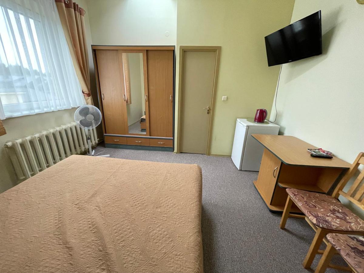 Medziotoju Kiemelis Hotel Palanga Luaran gambar