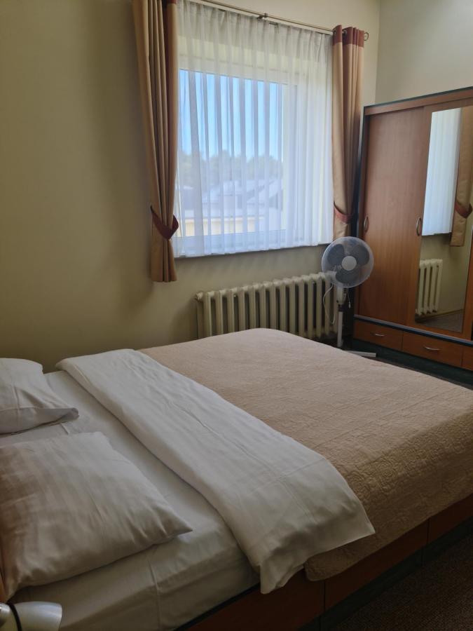 Medziotoju Kiemelis Hotel Palanga Luaran gambar