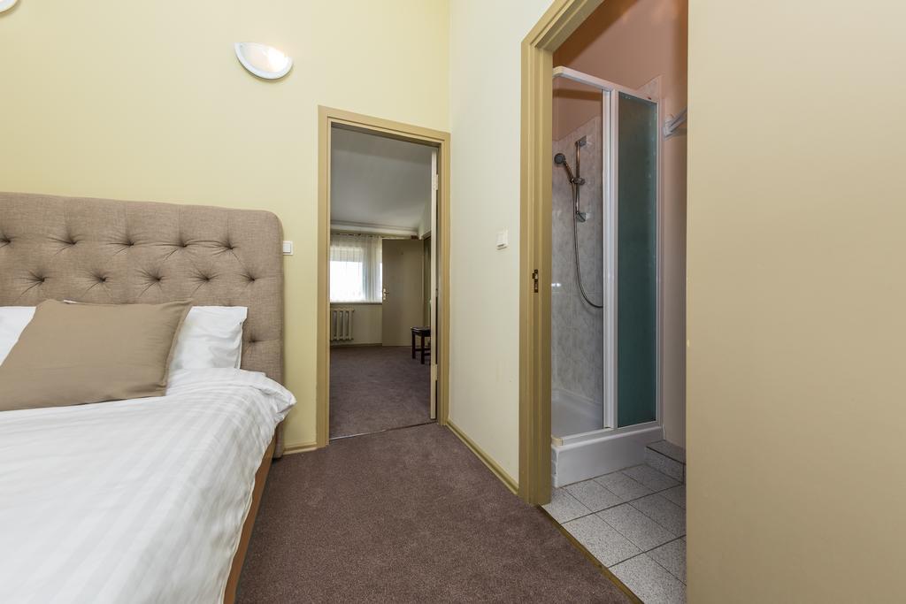 Medziotoju Kiemelis Hotel Palanga Luaran gambar