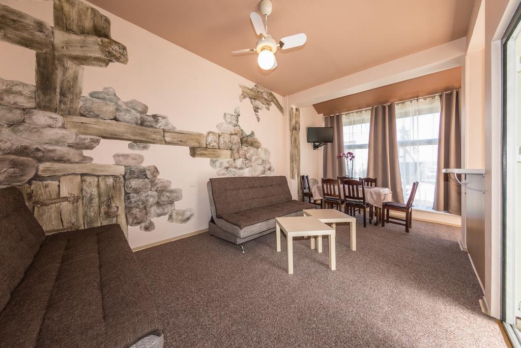 Medziotoju Kiemelis Hotel Palanga Luaran gambar